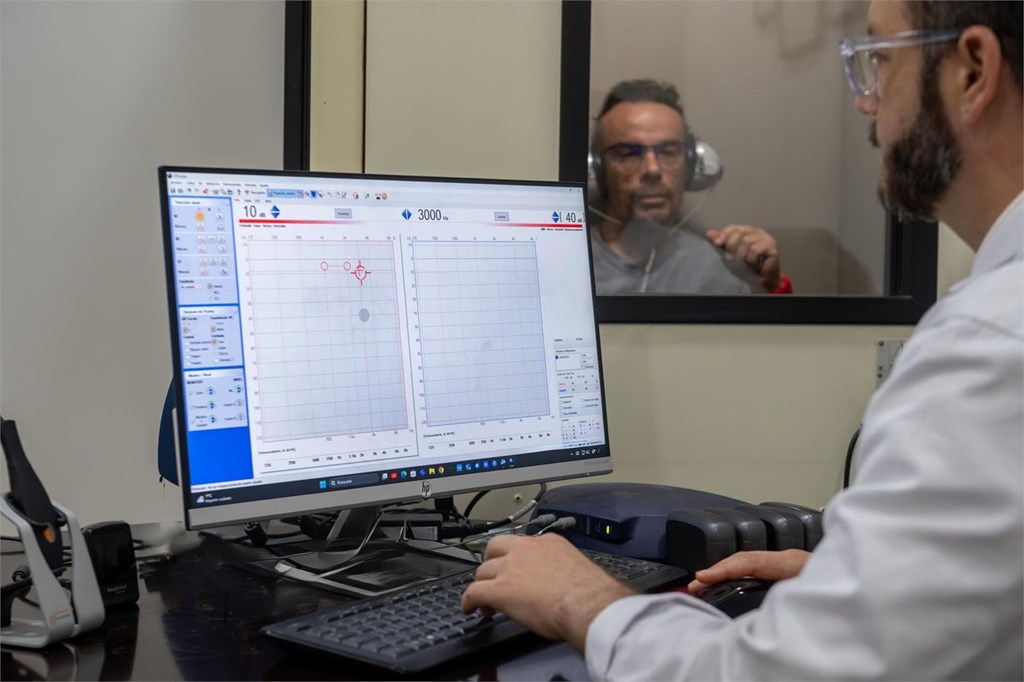 ¿Cada cuánto tiempo deberías hacerte una revisión en nuestro centro auditivo de Vigo?