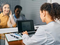 ¿Cómo te ayudamos a cuidar tu audición en nuestro centro auditivo en Vigo?