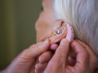 ¿Es común la pérdida de audición con los años?