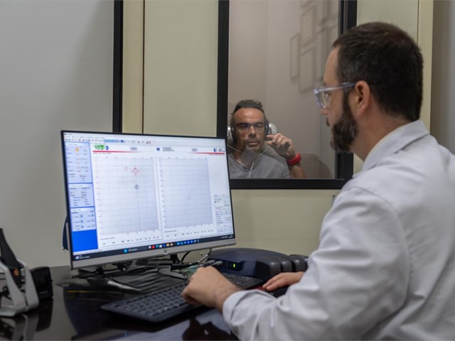 Qué es una audiometría y por qué deberías hacerte una, aunque creas que oyes bien